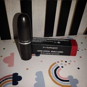 Mac Lustre Lipstick